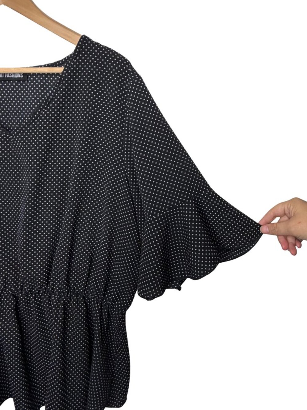 OMT Fashions Polka Dot Peplum Blouse Size 1X Black White Flutter Sleeve - Picture 5 of 10